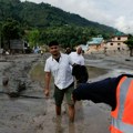 Bujična poplava u Nepalu: Više od 160 stradalih, spasioci tragaju za stotinama nestalih