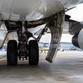 Jeziv prizor nakon sletanja aviona: U stajnom trapu pronađeno telo