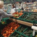 Poljoprivredni proizvodi poskupeli i do 50 odsto: Jedna vrsta voća ove godine jeftinija