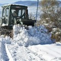Mehanizacija Vojske Srbije pomaže u otklanjanju posledica snežnih padavina kod Babušnice, ali i drugim delovima zemlje