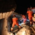 U zemljotresu u Kini poginulo najmanje 125 ljudi