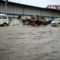 Najmanje 29 ljudi poginulo, 50 povređeno u poplavama i klizištima u Pakistanu