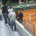 Mondo na Rolan garosu: Navijačke pesme Partizana ore se Parizom, zna se i zbog koga! (foto)