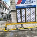 Večeras novi protest u Kraljevu, prostorije SNS ograđene „zbog radova“