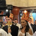 Oženio se Uroš Živković, mlada blistala u venčanici! Ovo su mu roditelji, majka u haljini sa golim ramenima