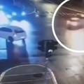 Sudar na Novom Beogradu snimljen kamerom: Ovako je audi proleteo kroz raskrsnicu i ubio policajca s porodicom