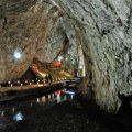 Stopića pećina na Zlatiboru – čarolija svetlosti i vode