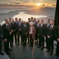 Vučić sa Ficom o evropskoj budućnosti Srbije i unapređenju saradnje dve zemlje