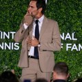 Legendarna teniserka kritikovala Rodžera Federera kao niko do sada: "I ja bih želela da zaradim više..."