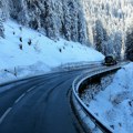Stanje na putevima: Zimski uslovi vožnje