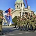 Vučić: Zaposlene u Vojsci Srbije očekuje dalje povećanja plata