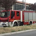 Strašna saobraćajka u Kovinu Automobil završio na krovu vozača izvlačili vatrogasci (foto)