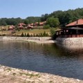 Jezero u Čekovićima za uživanje i rashlađivanje