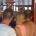 Drama srpskih turista na Lefkadi Umalo došlo do sudara brodova, ljudi prestravljeni: Tražili da se vrate na kopno, Posada…