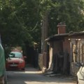 Autom zablokirao celu ulicu: Bahato parkiranje traje već mesecima VIDEO