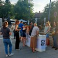 Građani i dalje potpisuju peticiju za raspisivanje prevremenih izbora