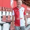 Silvester Takač posetio svoju vošu: Legendi je predsednik Sekcije veterana uručio dres sa njegovim imenom i brojem 7