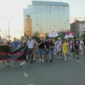 Protest za Helenu: Studenti šetaju do zgrade BIA, traže da se njihova koleginica pusti u Srbiju
