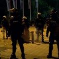 Pogledajte snimak kako Žandarmerija upada u zgradu Rektorata u Novom Sadu VIDEO