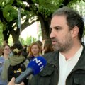 Jovović iskoristio pravo na šetnju da pruži podršku kolegama ispred suda: Ovo je najvažniji slučaj u državi, današnje ročište…