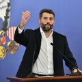 Šapić najavio novu rekonstrukciju Trga republike: “Da izađemo malo iz te betončine” FOTO