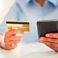 Telefon ispred računara: U 2025. godini mobilno bankarstvo korišćeno više nego elektronsko