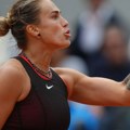 Arina Sabalenka odavno nije doživela ovakvu bruku, najbogatija teniserka na svetu joj uzela treći set sa 6:0!