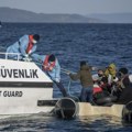 Potonuo katamaran sa 10 stranih državljana u blizini ostrva Fleve