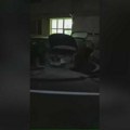 (VIDEO) Snimci zapaljenog automobila tužioca Vujičića, večeras protest u Valjevu