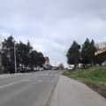Meštani Male Plane dobijaju saobraćajnu signalizaciju u blizini škole