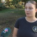 (Video) Studentkinja iz Novog Sada u vatrogasnoj uniformi Nataša rame uz rame sa muškim kolegama gasi požare