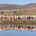 Vera jača od hladnoće – Bogojavljensko plivanje okupilo 62 učesnika u Prokuplju