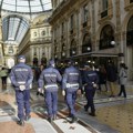 Štrajk zaposlenih u gučiju: Desetine zaposlenih protestuju zbog selidbe sektora za dizajn iz Rima u Milano (foto)
