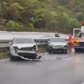 Lančani sudar Na Begaljičkom brdu: 4 vozila završila na bankini, zastoj na auto-putu (video)