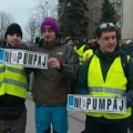 Studenti došli na „majanje“ u Niš: Stigli biciklisti, ultramaratonci, pešaci (UŽIVO)