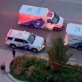 Krv na sve strane, ljudi vrište: Pucnjava kod tržnog centra, stižu jezivi snimci iz Toronta: Napadači u bekstvu, policija…