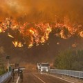 Apokaliptične slike iz Turske: Vatra guta sve pred sobom, u toku masovna evakuacija