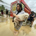 Kalmaegi stigao dok su ljudi spavali i napravio haos! Katastrofa na Filipinima, više od 90 mrtvih u naletu tajfuna, najgore…