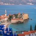 Turisti preplavili Budvu: Najviše ih stiže iz regiona, ali raste i broj gostiju iz Zapadne Evrope