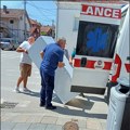 Satira ili stvarnost u Kuršumliji: Hitna pomoć „zbrinula“ frižider!!!
