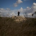 Tragedija na severu Izraela: Eksplodirala kasetna bomba tokom školskog planinarenja, poginuo jedan učenik