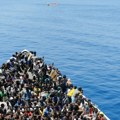 Britanci objavili zapanjujući podatak Evo koliko je ljudi ove godine prešlo Lamanš u čamcima