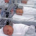 Lepe vesti iz porodilišta u Novom Sadu: Na svet stigle četvorke - dečak i tri devojčice