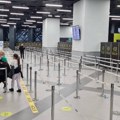 Posle četiri sata pauze ponovo lete avioni sa beogradskog aerodroma – razlog odlaganja greška u kontroli dolaznih putnika…
