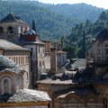 U četvrtak molitve na Hilandaru i u crkvama za spasenje srpske države i naroda
