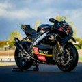 Aprilia lansirala novi RSV4 ex3ma motocikl za stazu