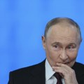Rusiju trese neviđeni skandal! Putinova stranka majkama poginulih vojnika poklonila ovo za 8. mart, svi ih osuđuju (foto)