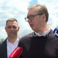 Vučić u poseti domaćinstvu Rstića kod Kosjerića