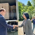 Ministarka Žarić Kovačević obišla Crnu Travu i uručila 100 paketa pomoći ugroženim porodicama