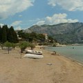 „Četnici, mrš odavde, ovo je privatna plaža!“: Mladići napadnuti na hrvatskoj obali VIDEO